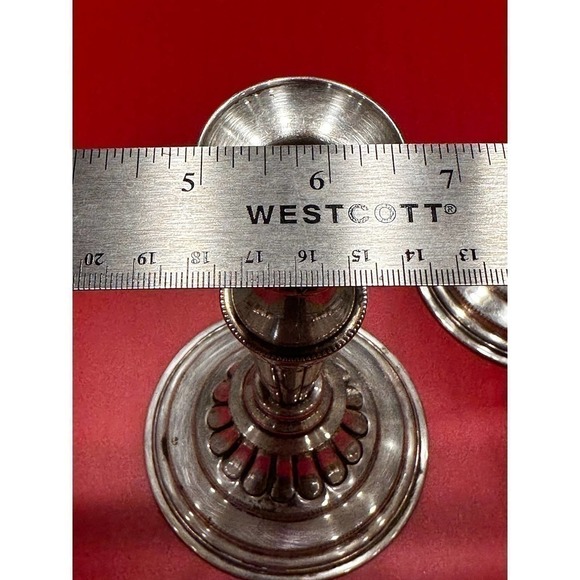 VTG VINERS Old SHEFFIELD England Plate Candlesticks Silver Hand Chased Repro 8" - Picture 11 of 15